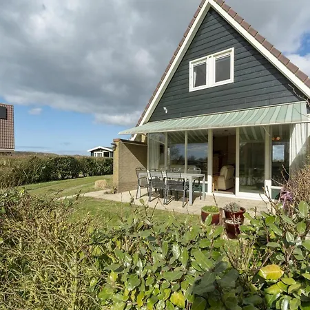 Holiday home Alluring Near *